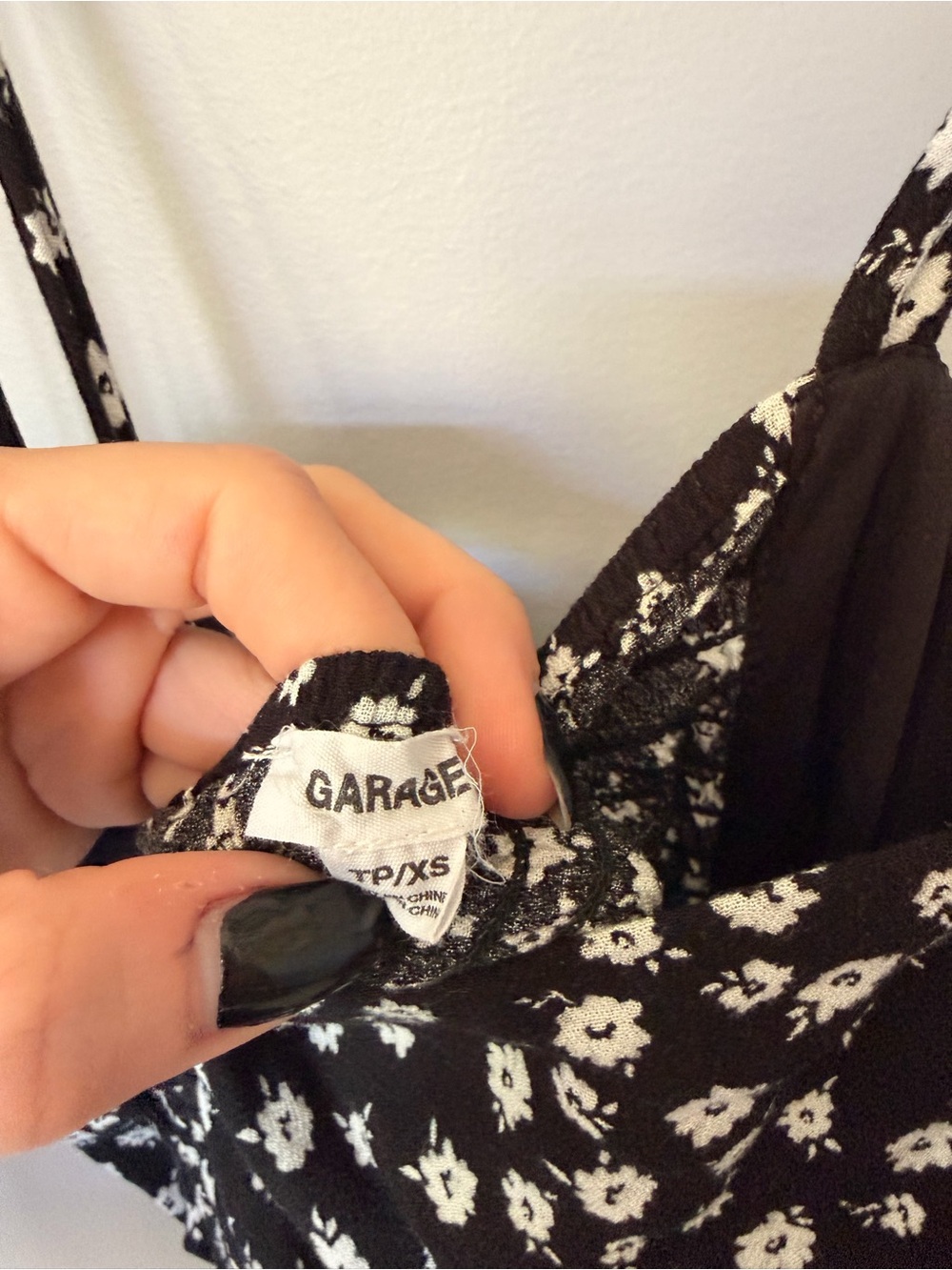 Garage Rutched black floral mini dress - Picture 4 of 4